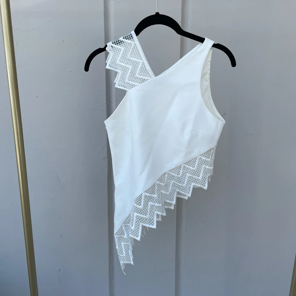 David Korma white asymmetrical top size 6 xs
